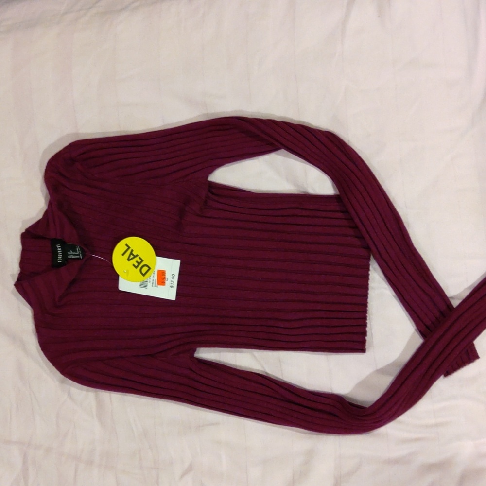 Long sleeve stretchy F21 top